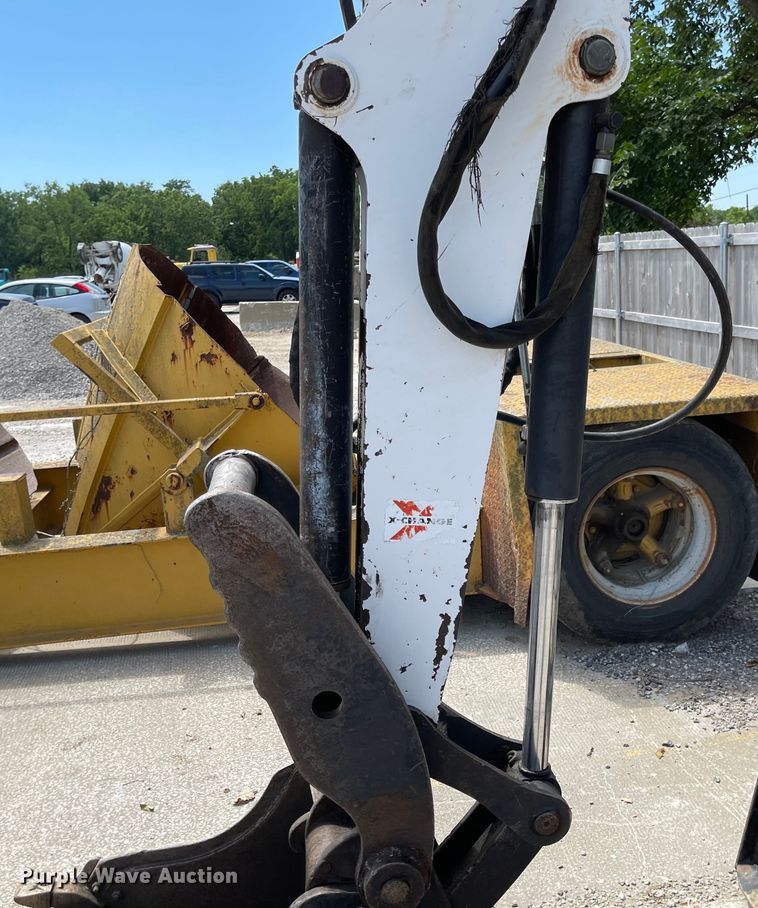 image for item LF9138 2007 Bobcat 337G  mini excavator