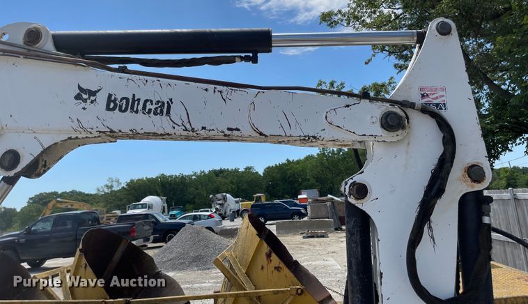 image for item LF9138 2007 Bobcat 337G  mini excavator