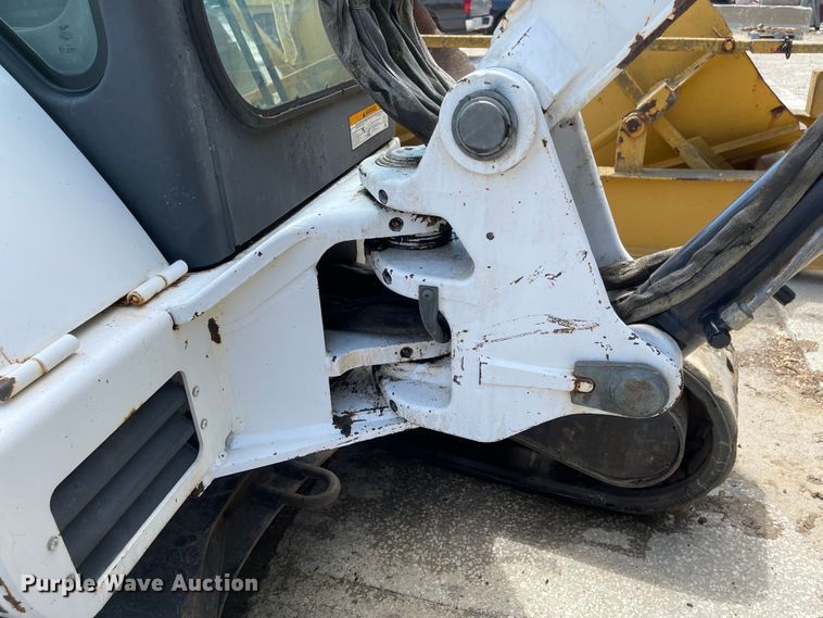 image for item LF9138 2007 Bobcat 337G  mini excavator