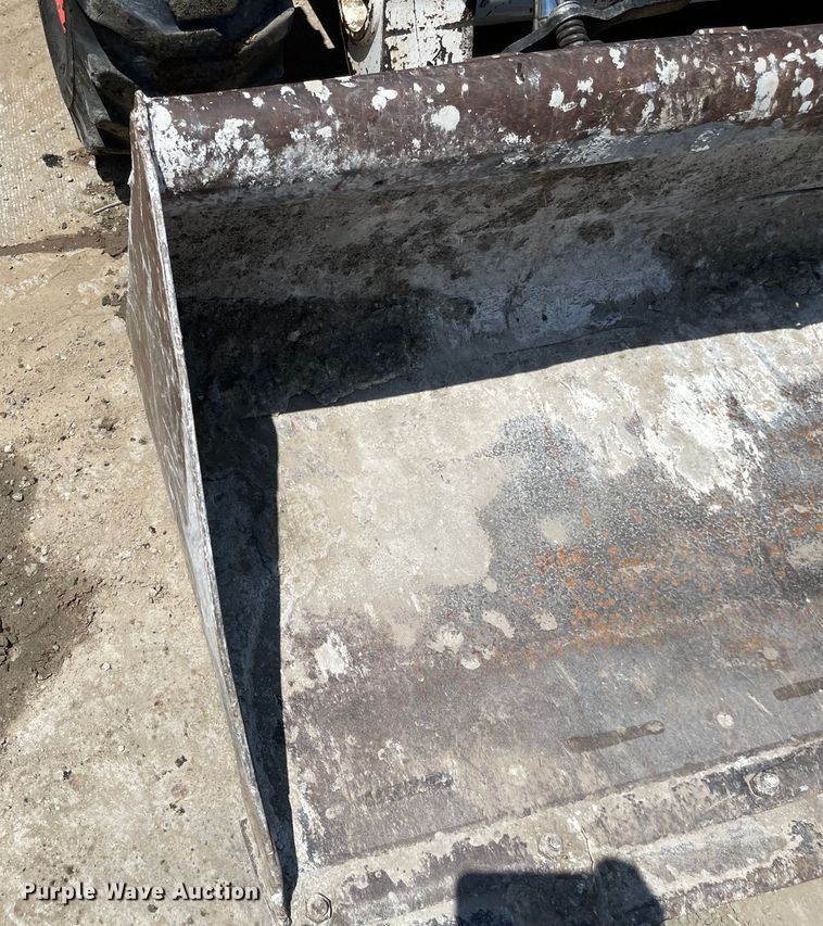 image for item LF9139 2007 Bobcat S250  skid steer loader