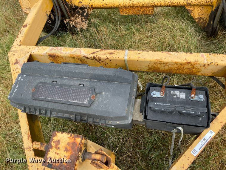 image for item LF9197 1990 Butler  reel trailer