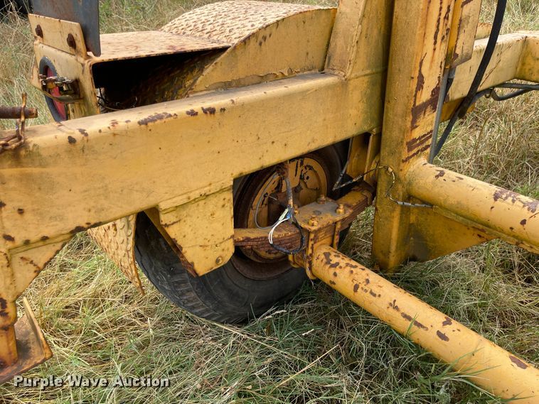 image for item LF9197 1990 Butler  reel trailer