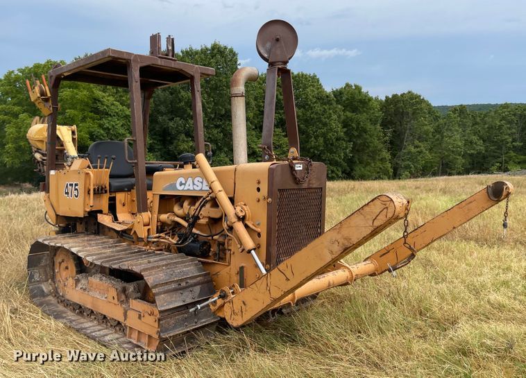 image for item LF9198 1976 Case 475  cable plow