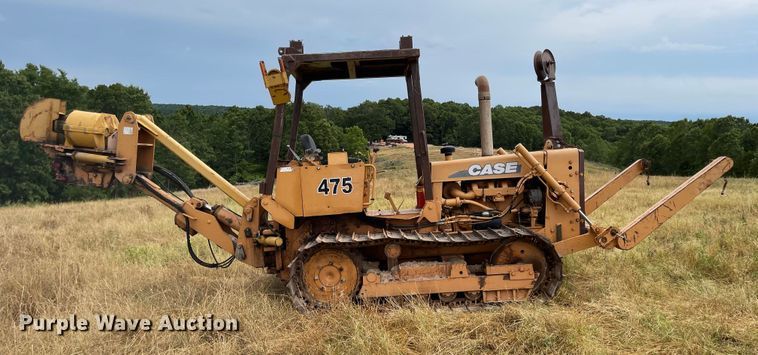 image for item LF9198 1976 Case 475  cable plow