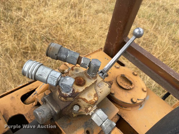 image for item LF9198 1976 Case 475  cable plow