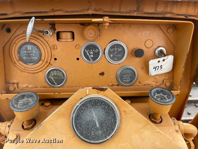 image for item LF9198 1976 Case 475  cable plow