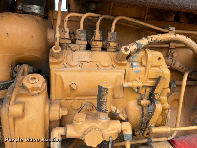 image for item LF9198 1976 Case 475  cable plow