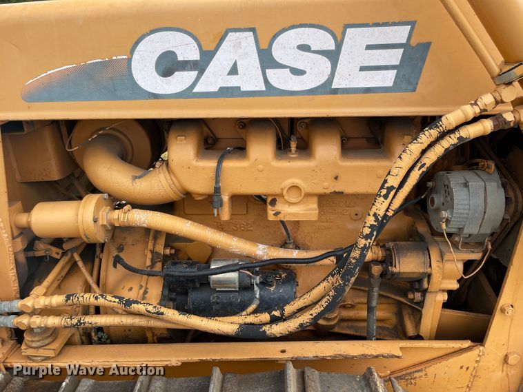 image for item LF9198 1976 Case 475  cable plow