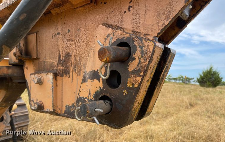 image for item LF9198 1976 Case 475  cable plow