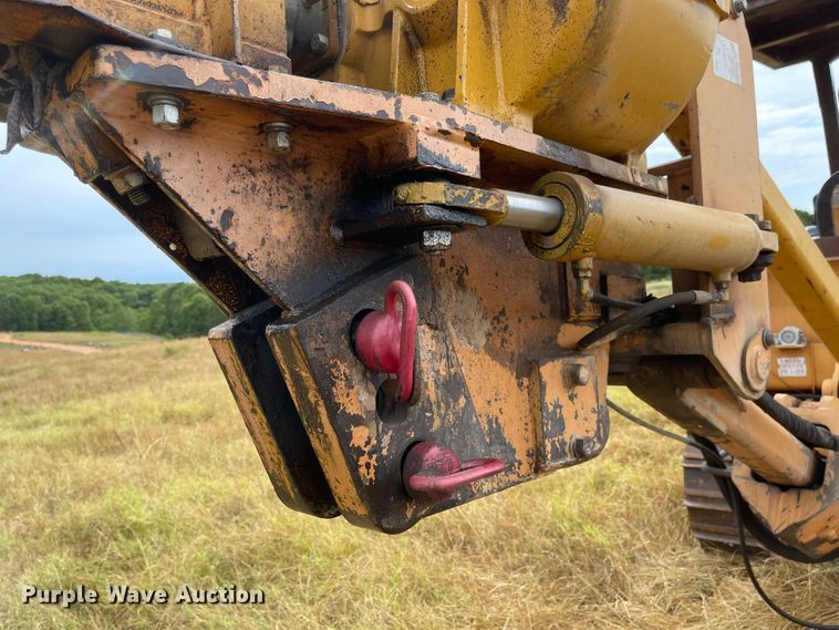 image for item LF9198 1976 Case 475  cable plow