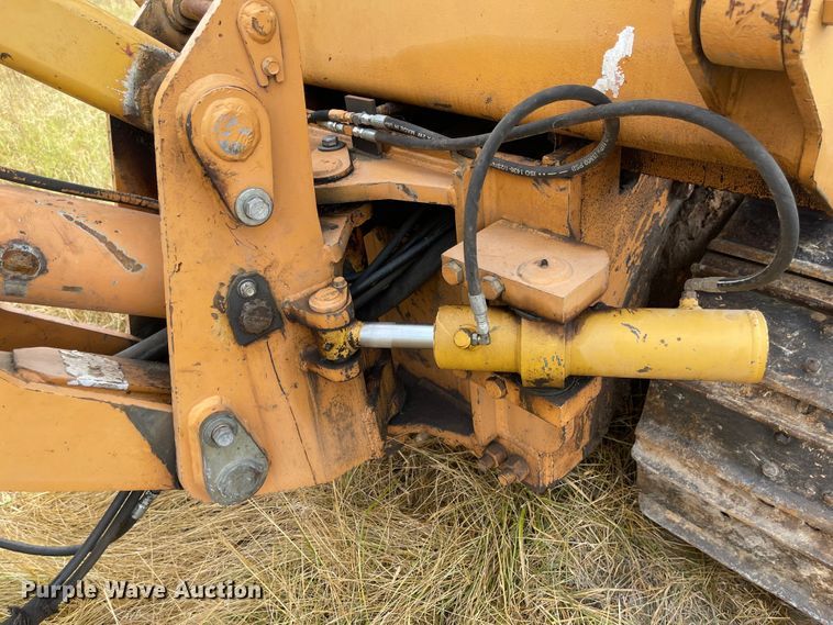 image for item LF9198 1976 Case 475  cable plow