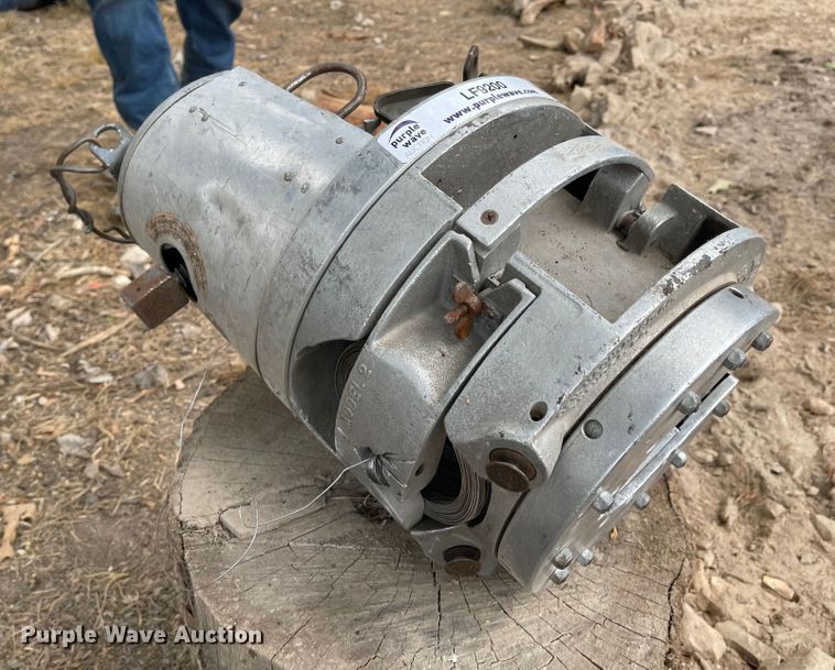 image for item LF9200 GMP  J2 aerial cable lasher