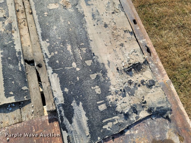 image for item LM9546 1998 Landoll Hauloll  tilt deck equipment trailer