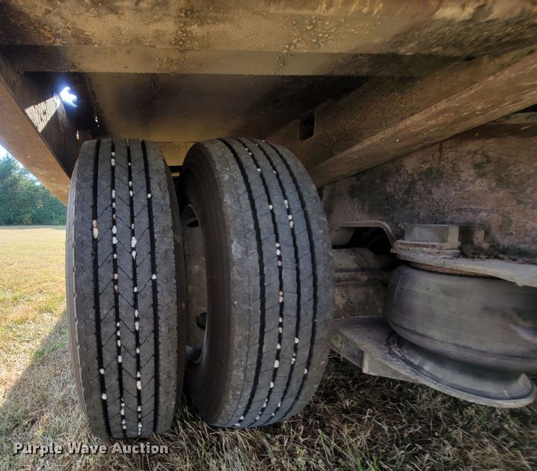 image for item LM9546 1998 Landoll Hauloll  tilt deck equipment trailer