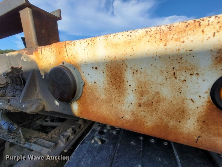 image for item LM9546 1998 Landoll Hauloll  tilt deck equipment trailer