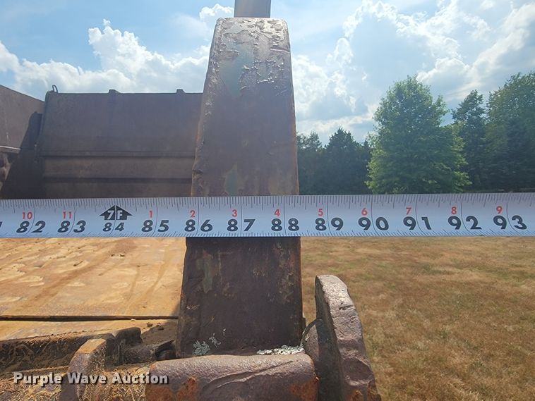 image for item LM9548 1980 Am General M816  dump truck