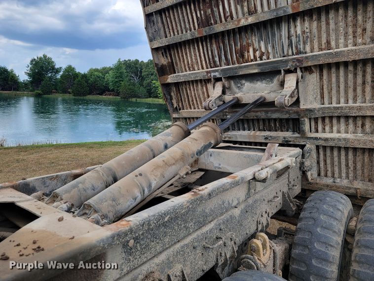 image for item LM9548 1980 Am General M816  dump truck