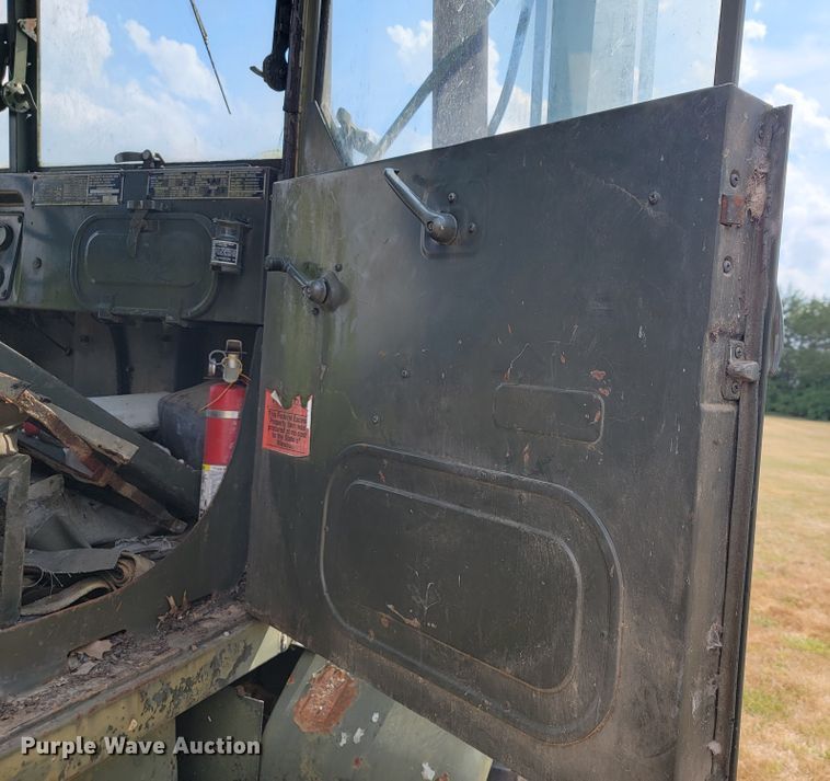 image for item LM9548 1980 Am General M816  dump truck