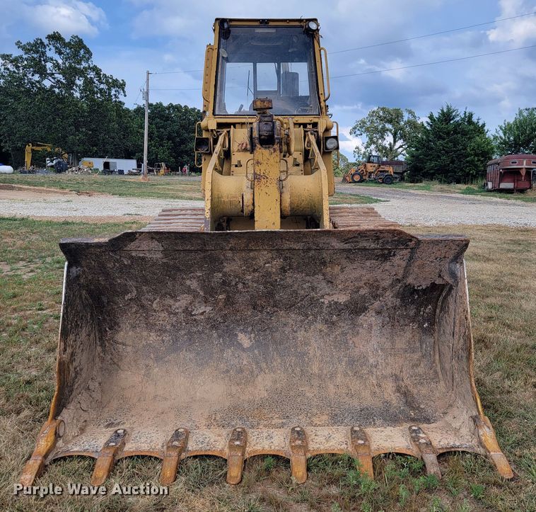 image for item LM9550 1989 Caterpillar 963LGP  track loader