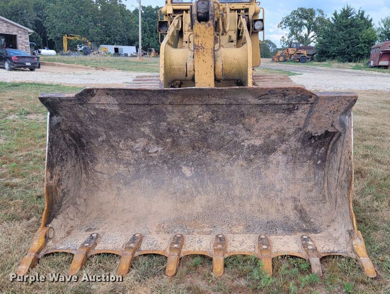 image for item LM9550 1989 Caterpillar 963LGP  track loader