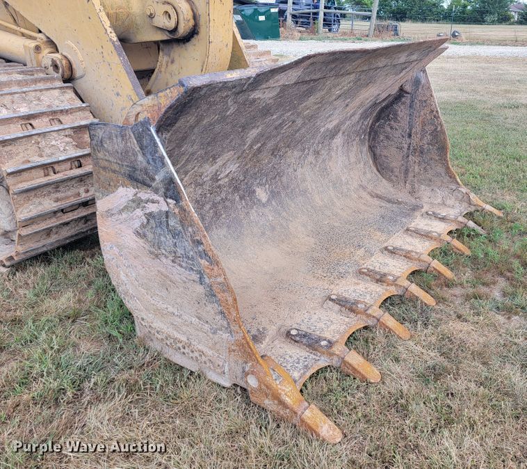 image for item LM9550 1989 Caterpillar 963LGP  track loader