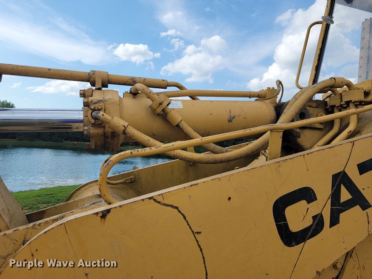 image for item LM9550 1989 Caterpillar 963LGP  track loader