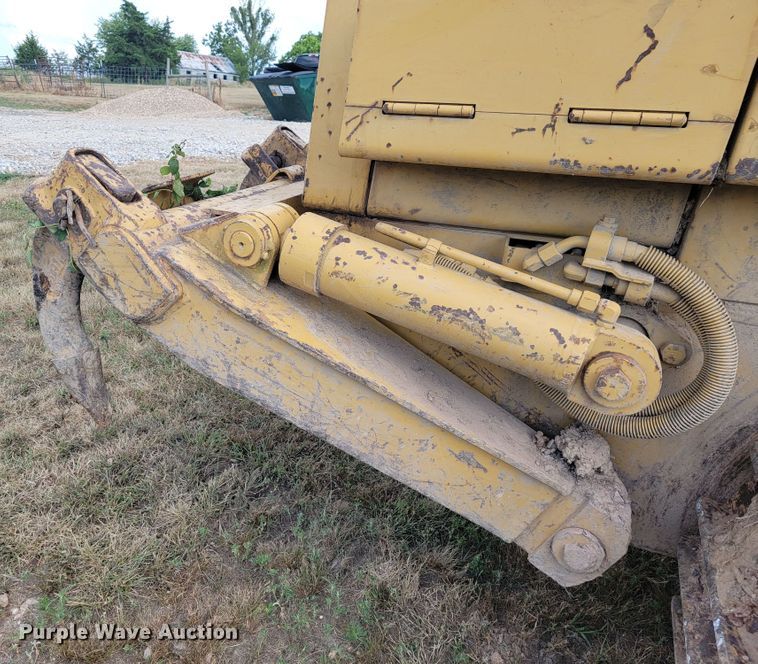 image for item LM9550 1989 Caterpillar 963LGP  track loader
