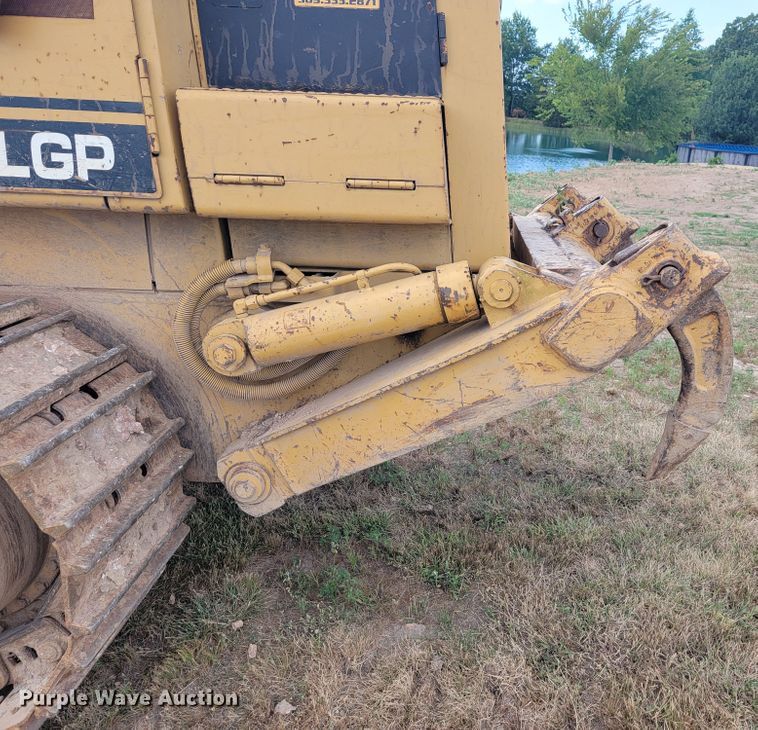 image for item LM9550 1989 Caterpillar 963LGP  track loader