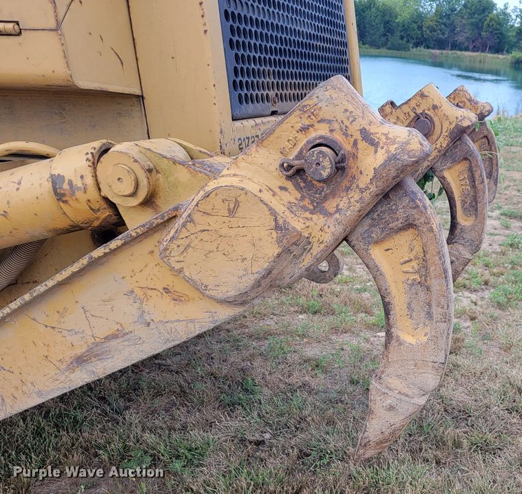 image for item LM9550 1989 Caterpillar 963LGP  track loader