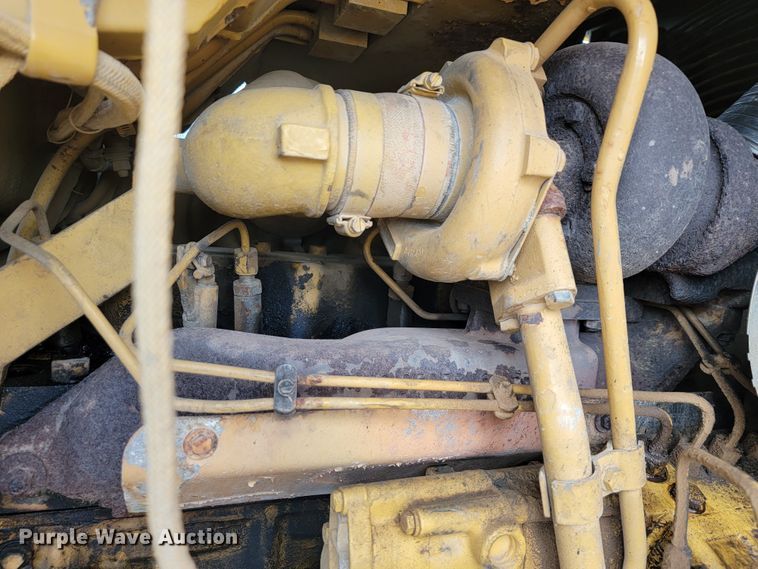 image for item LM9550 1989 Caterpillar 963LGP  track loader