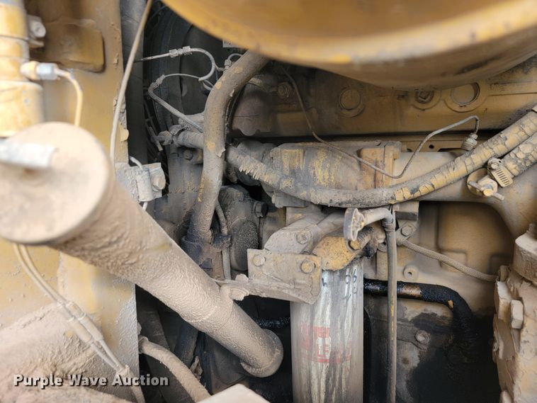 image for item LM9550 1989 Caterpillar 963LGP  track loader