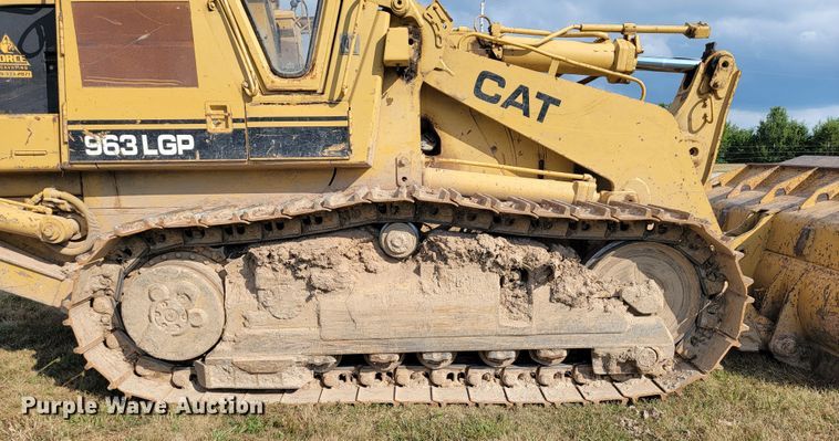 image for item LM9550 1989 Caterpillar 963LGP  track loader