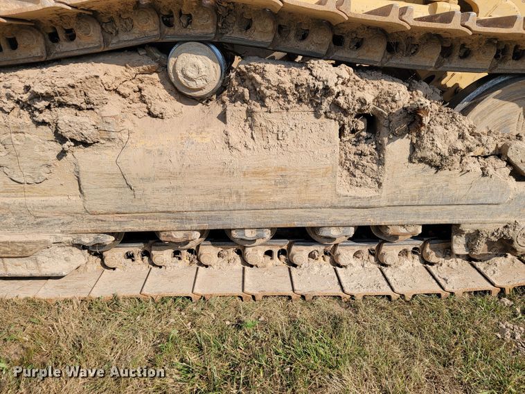 image for item LM9550 1989 Caterpillar 963LGP  track loader