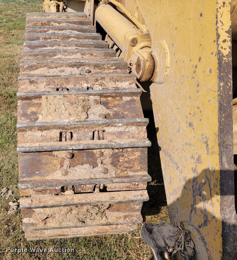 image for item LM9550 1989 Caterpillar 963LGP  track loader