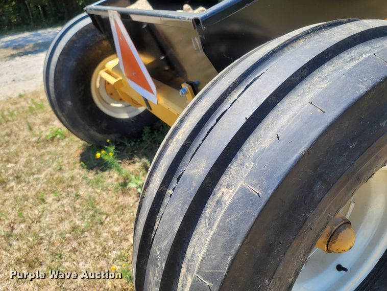 image for item LM9562 2020 Industrias America 120R  box blade