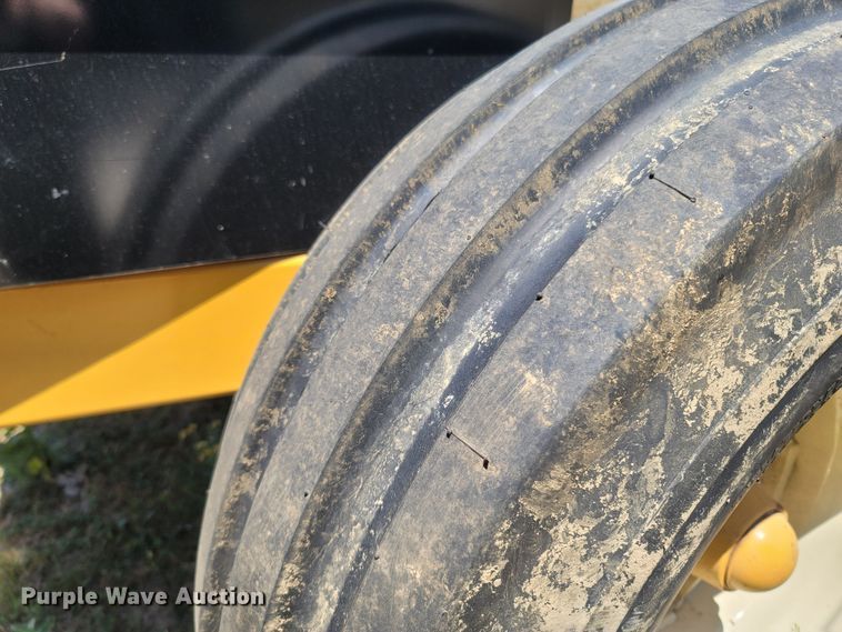 image for item LM9562 2020 Industrias America 120R  box blade