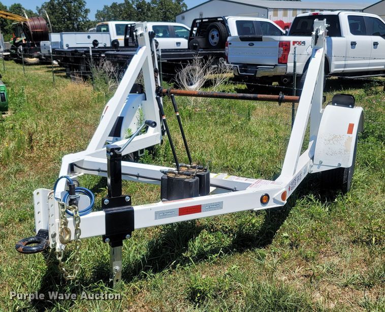 image for item LM9564 2020 MD Products & Solutions RR-135  reel trailer