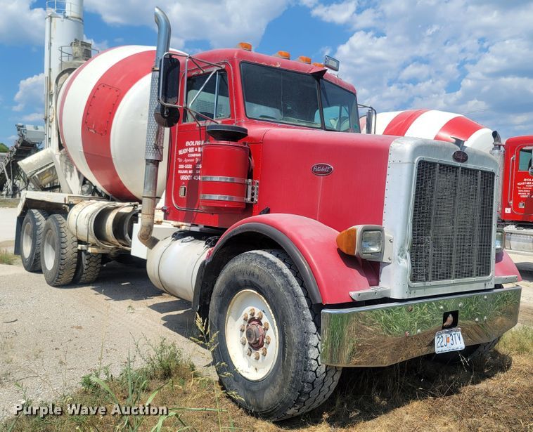 image for item LM9565 1997 Peterbilt 357  ready mix truck