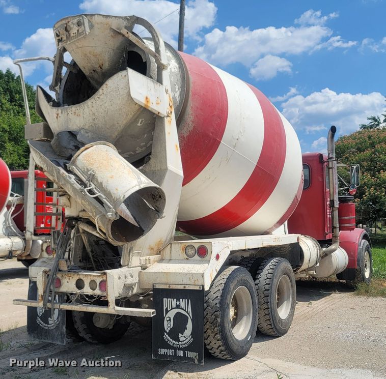 image for item LM9565 1997 Peterbilt 357  ready mix truck