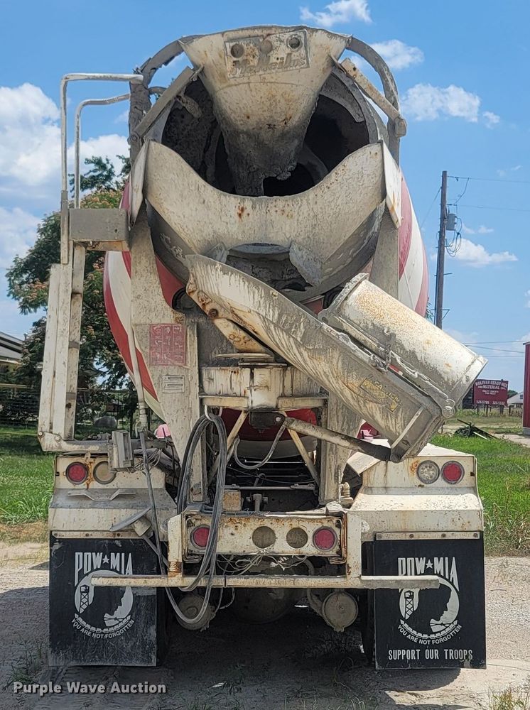 image for item LM9565 1997 Peterbilt 357  ready mix truck