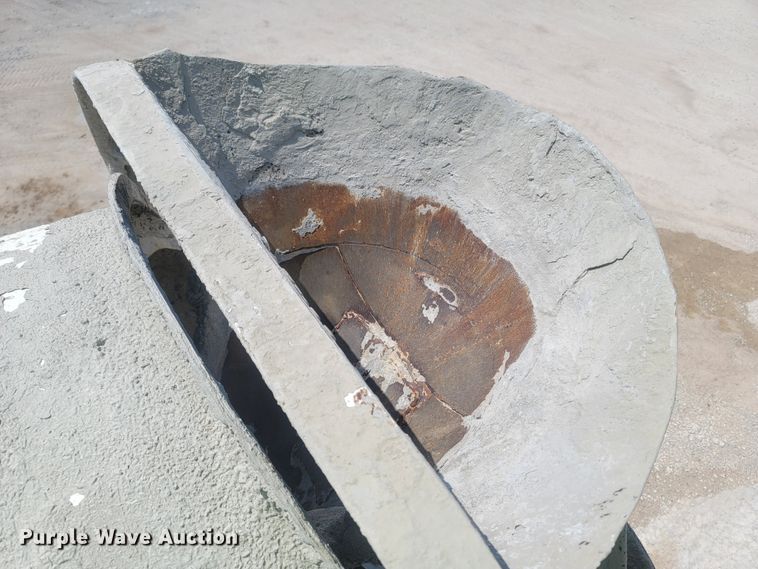 image for item LM9565 1997 Peterbilt 357  ready mix truck