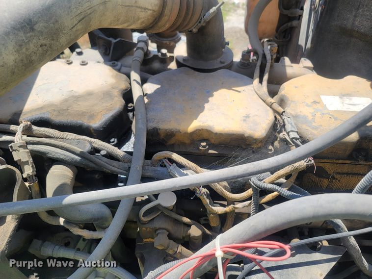 image for item LM9565 1997 Peterbilt 357  ready mix truck