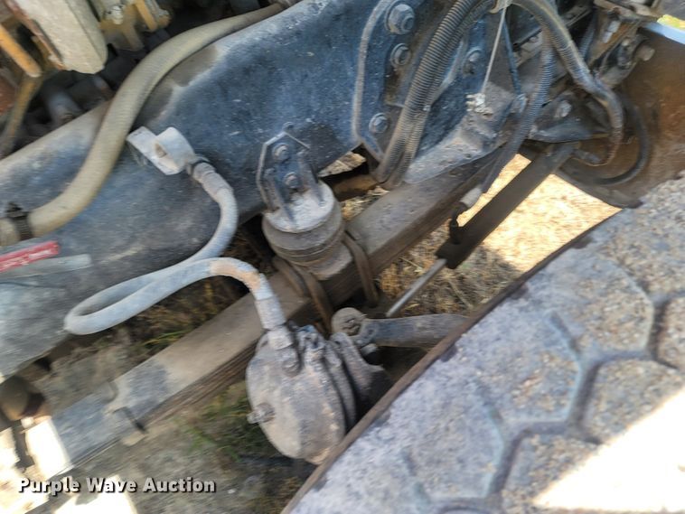 image for item LM9565 1997 Peterbilt 357  ready mix truck