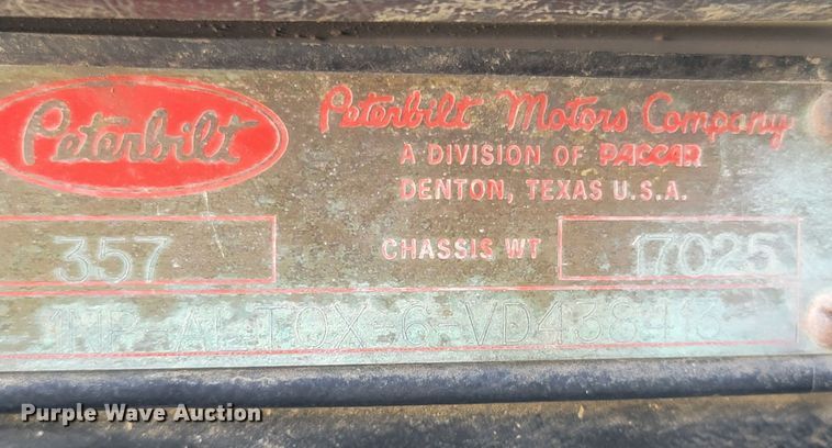 image for item LM9565 1997 Peterbilt 357  ready mix truck