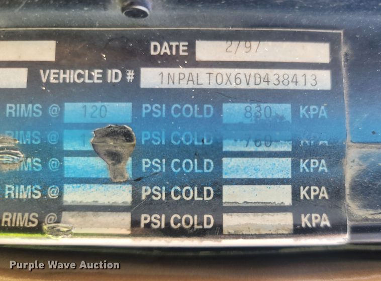 image for item LM9565 1997 Peterbilt 357  ready mix truck