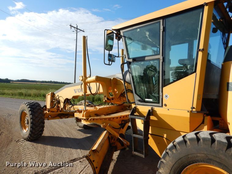 image for item LP9419 2006 Volvo G946  motor grader