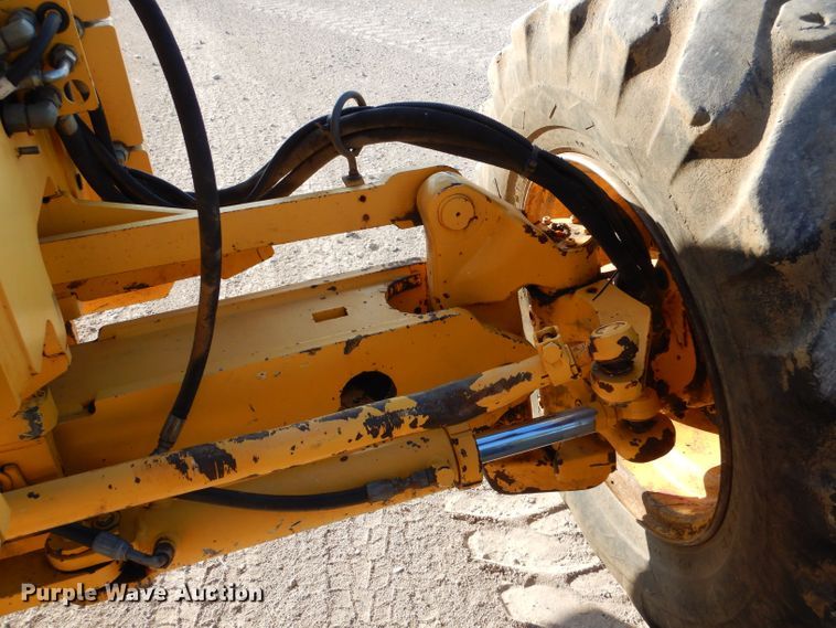 image for item LP9419 2006 Volvo G946  motor grader