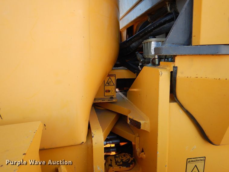 image for item LP9419 2006 Volvo G946  motor grader