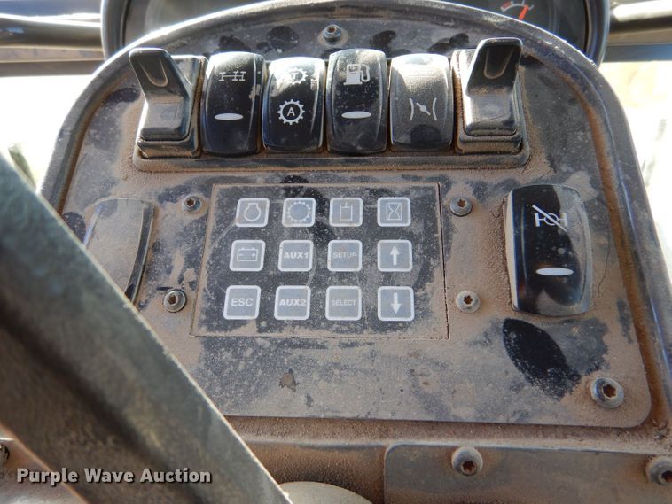 image for item LP9419 2006 Volvo G946  motor grader