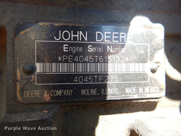 image for item MF9133 2006 Vermeer BC1800XL  wood chipper